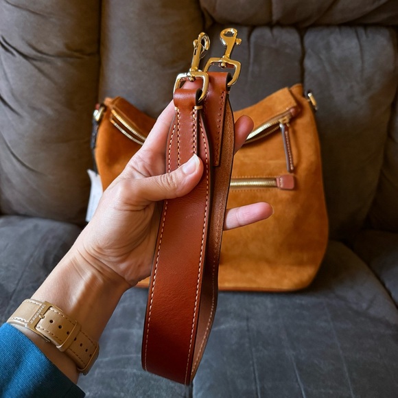 BNWT Dooney & Bourke Suede Large SacShoulder Bag in Honey Suede 🐝🍯♥️ - Picture 11 of 13